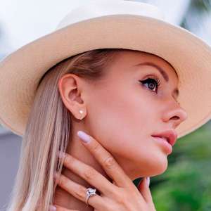 20G Implant Grade Titanium Heart Open Hoop Earrings